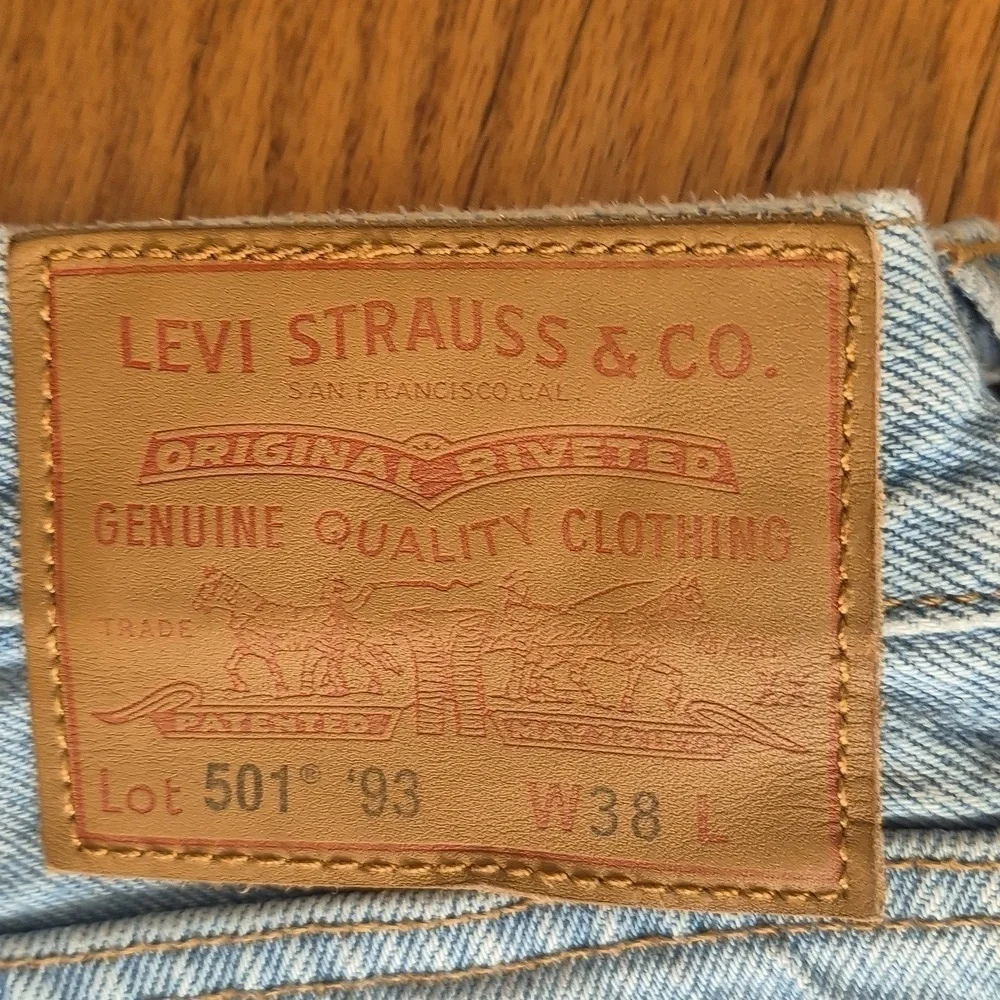 LEVI'S 501 Light Blue Denim '93 Cut-Off Jean Shorts Sz  38 Button Fly